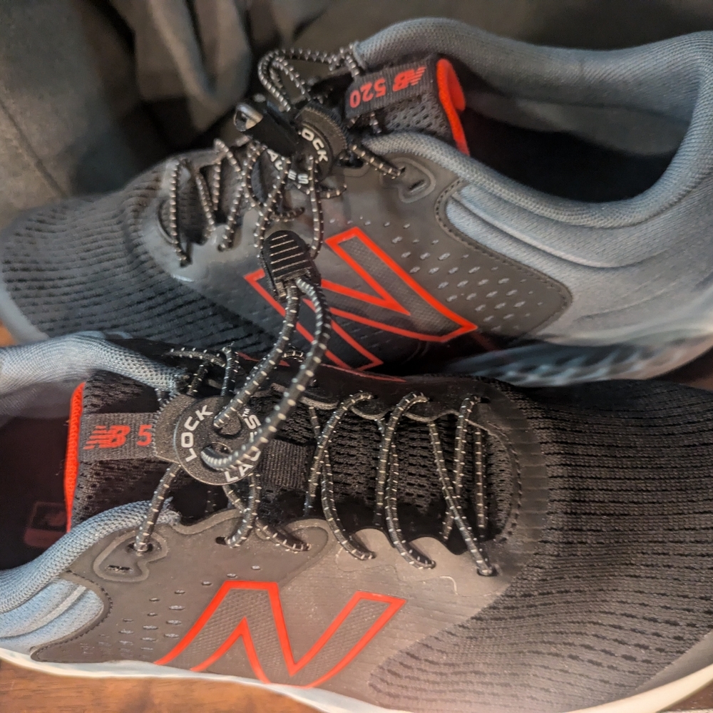 Athletic shoes for men stylish